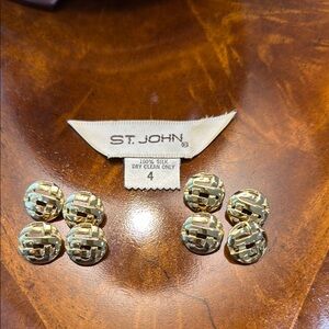 St. John Gold buttons “weave” style, about the size of a dime. Perfect condition